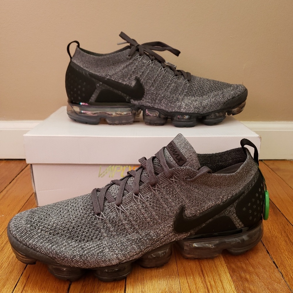 MENS VAPORMAX NIKE RUNNING SHOE